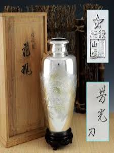 花瓶